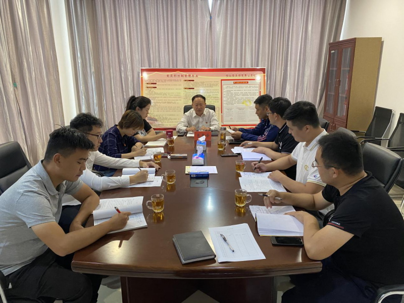 保勢頭、防風險、穩(wěn)發(fā)展 從更高層次、長遠角度去謀劃部署 ---弘義集團黨委書記、董事長張秀峰一行 到悅弘公司檢查指導工作