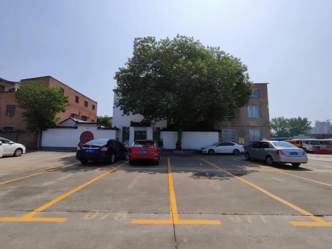 1593325850131513.jpg 640.webp (2).jpg